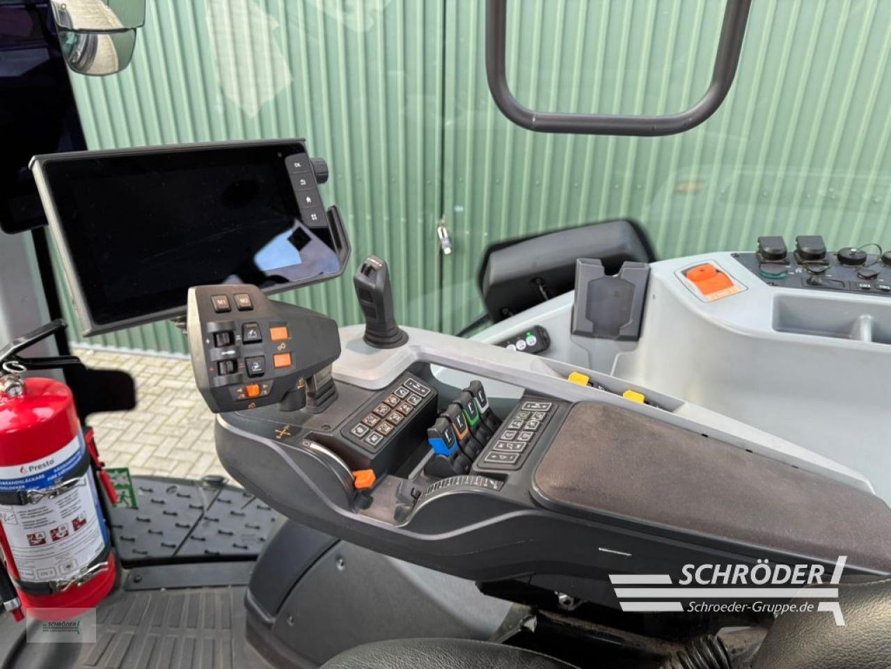 Traktor of the type Valtra T 175 ED | RTK | GEWÄHRLEISTUNG 12/2028, Gebrauchtmaschine in Twistringen (Picture 22)